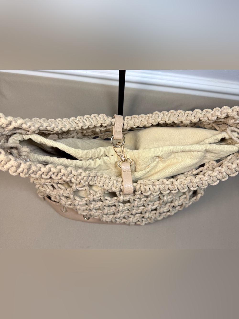 INC International Concepts Kahtt Macrame Hobo Bag Beige Boho NWOT - Picture 3 of 5